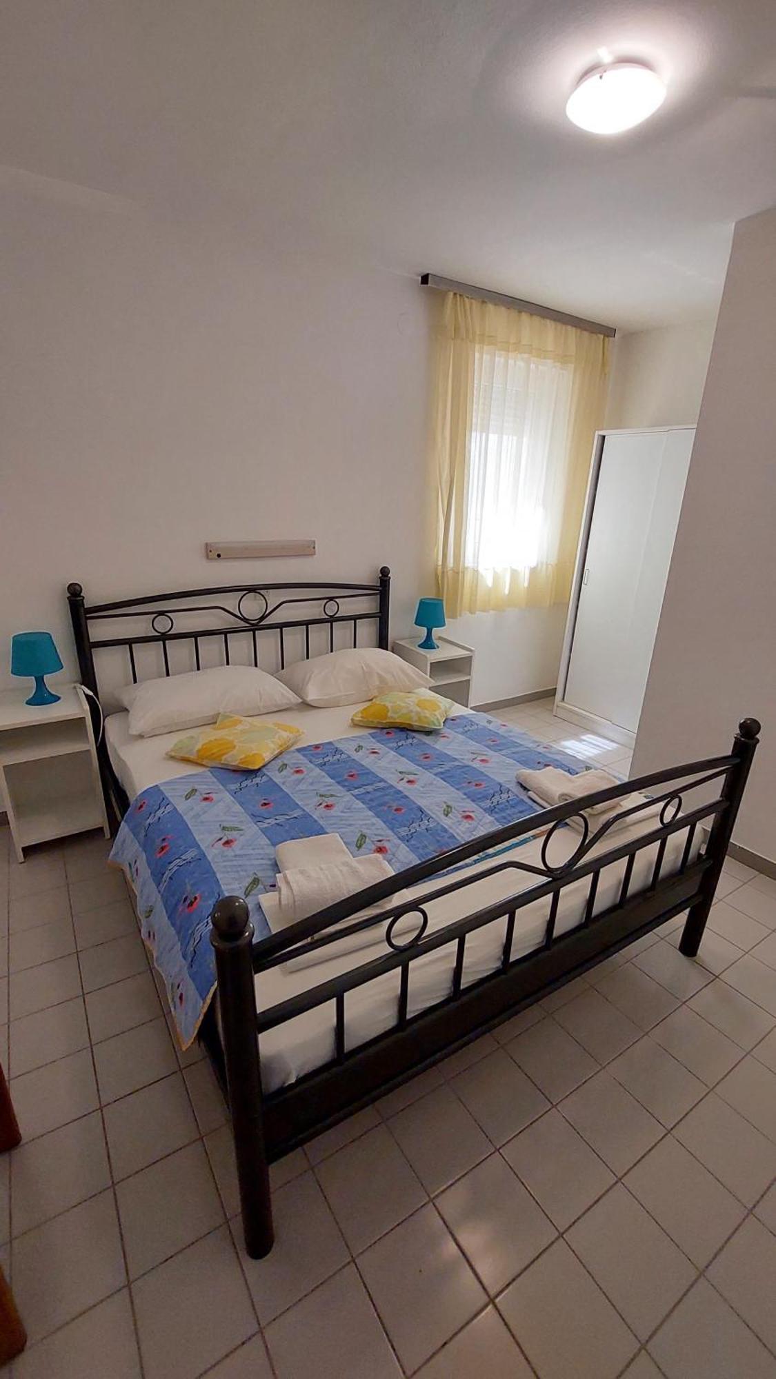 Apartment Olive House Rab Barbat na Rabu Εξωτερικό φωτογραφία