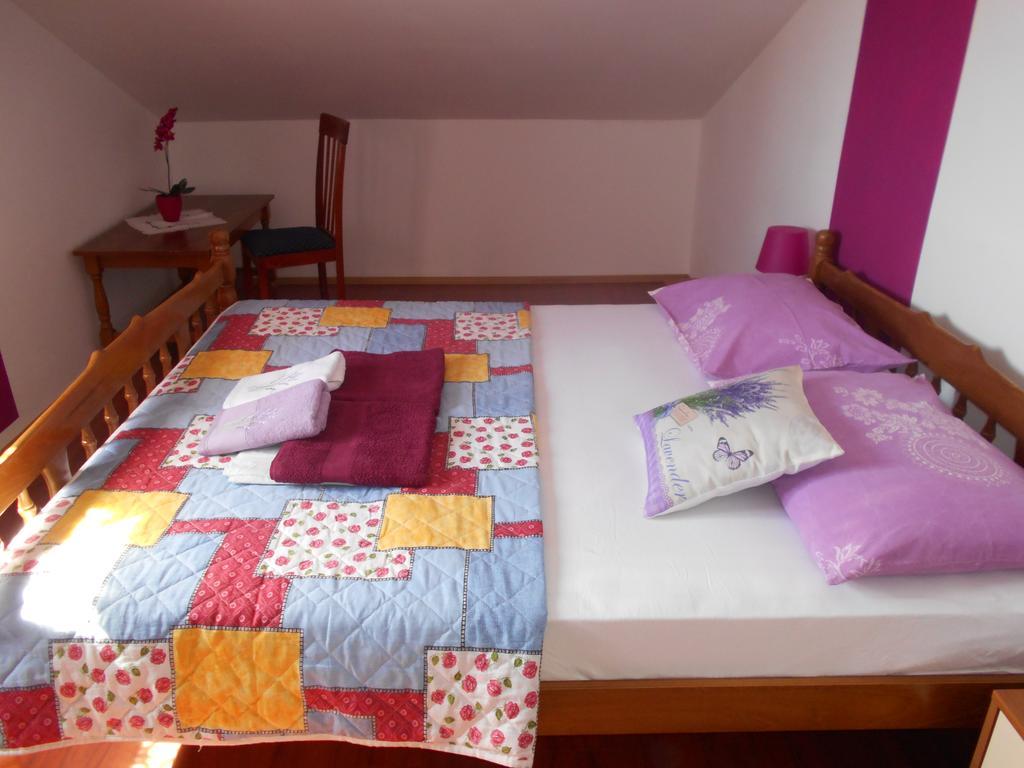 Apartment Olive House Rab Barbat na Rabu Εξωτερικό φωτογραφία