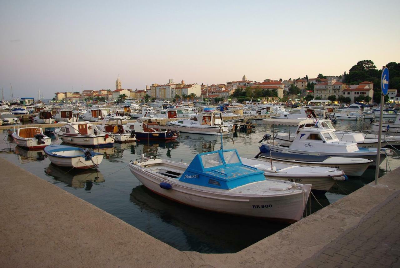 Apartment Olive House Rab Barbat na Rabu Εξωτερικό φωτογραφία